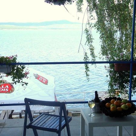 Комплекс Белите Къщи Shtarkelovo Gnezdo Εξωτερικό φωτογραφία